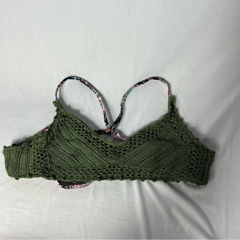 Small crotchet bikini top